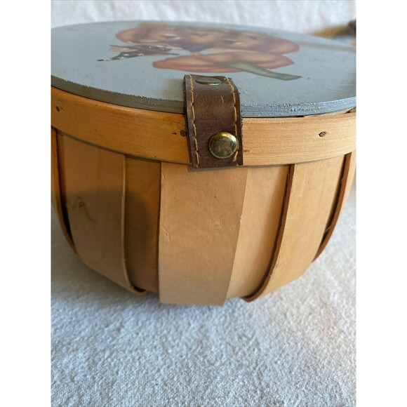 Halloween Basket with Hand painted lid Leather hinge Artist signed Pat Namet - Picture 3 of 5